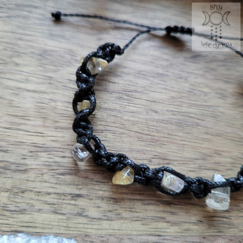 Makramowa bransoletka 10 kamieni kwarc z rutylem amulet witch makrama Makramowa bransoletka 10 kamieni kwarc z rutylem amulet witch makrama