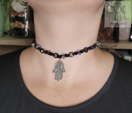 Makramowy choker fluoryt tęczowy Hamsa ręka Fatimy