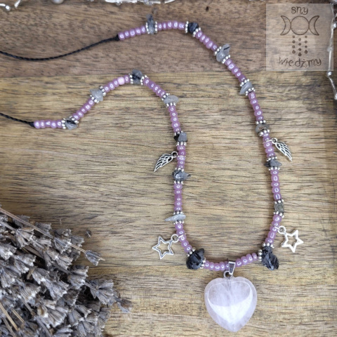 Choker serduszkowy kwarc różowy kwarc z turmalinem koraliki regulowany Choker serduszkowy kwarc różowy kwarc z turmalinem koraliki regulowany