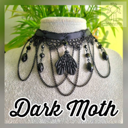 Kolia Dark Moth choker koronka Ćma kryształki goth gothic