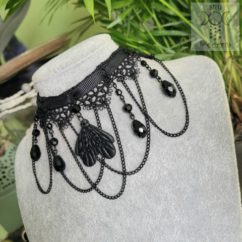 Kolia Dark Moth choker koronka Ćma kryształki goth gothic Kolia Dark Moth choker koronka Ćma kryształki goth gothic