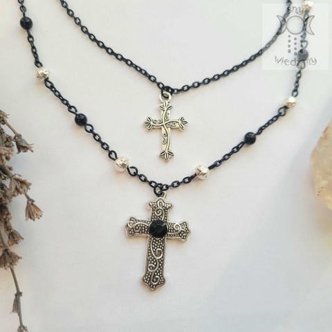 Julian Cross naszyjnik onyks krzyż krzyże goth gothic Julian Cross naszyjnik onyks krzyż krzyże goth gothic