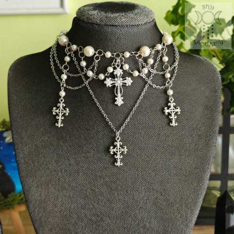 Naszyjnik Pearl Cross perełki krzyż krzyże łańcuchy stal Naszyjnik Pearl Cross perełki krzyż krzyże łańcuchy stal