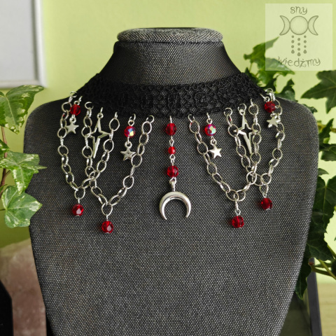 Choker Lunarny czerwony naszyjnik kolia kryształki księżyc lunula gwiazdy Choker Lunarny czerwony naszyjnik kolia kryształki księżyc lunula gwiazdy