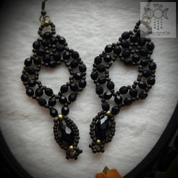 Kolczyki Satin Dark czarne brąz koraliki goth gothic beading