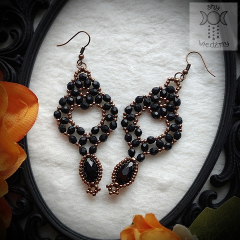 Kolczyki Satin Dark czarne miedź koraliki goth gothic beading