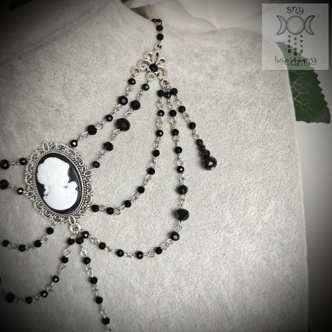 Kolia Classic Cameo kryształki goth gothic victorian kamea