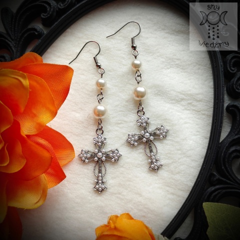 Kolczyki Pearl Cross perełki krzyż