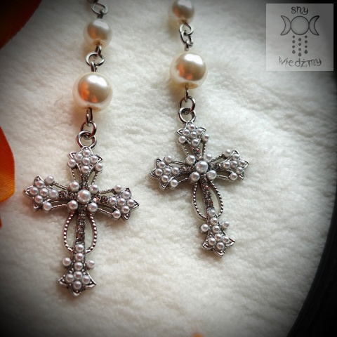 Kolczyki Pearl Cross perełki krzyż