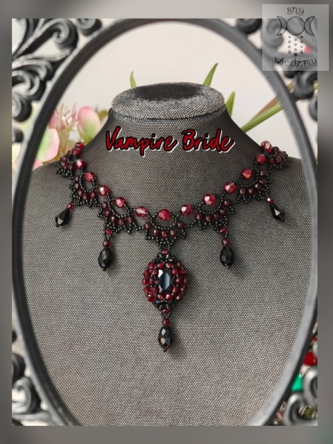 Naszyjnik Vampire Bride kryształki koraliki kolia beading