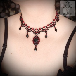 Naszyjnik Vampire Bride kryształki koraliki kolia beading