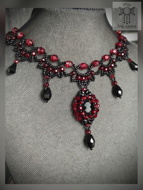 Naszyjnik Vampire Bride kryształki koraliki kolia beading